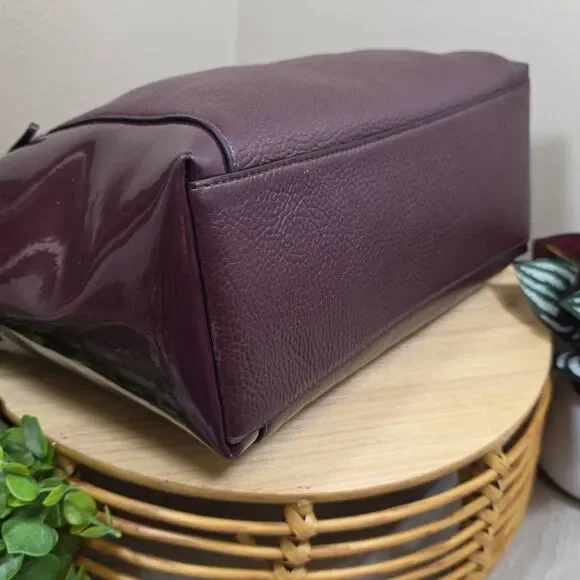 Coach Ava Chain Tote - Picture 8 of 15